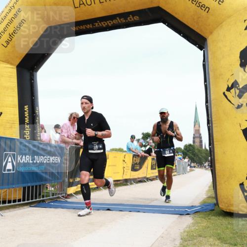 22.06.2025 - Viking Triathlon H.Heesch http://msf.ph/oto/8077229 22.06.2025 14:24:48 Laufen 38, 84, 261, 336, 393 meine-sportfotos.de
