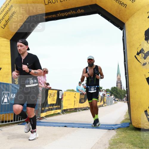 22.06.2025 - Viking Triathlon H.Heesch http://msf.ph/oto/8077235 22.06.2025 14:24:48 Laufen 38, 84, 261, 336, 393 meine-sportfotos.de