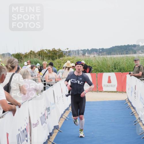 22.06.2025 - Viking Triathlon MichiJ http://msf.ph/oto/8077241 22.06.2025 14:35:14 Ziel 526 meine-sportfotos.de