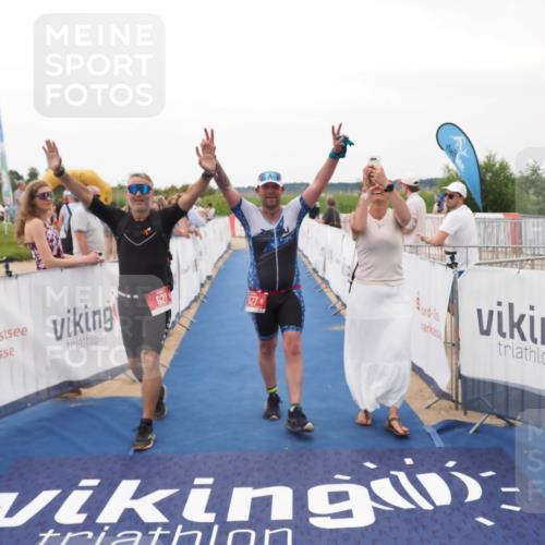 22.06.2025 - Viking Triathlon MichiJ http://msf.ph/oto/8077258 22.06.2025 15:54:47 Ziel 530, 627 meine-sportfotos.de