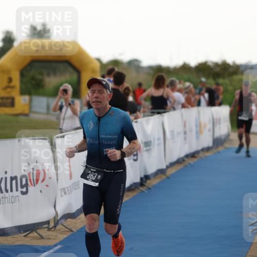 22.06.2025 - Viking Triathlon Yannick Fuchs http://msf.ph/oto/8077317 22.06.2025 16:27:25 Ziel 308, 363 meine-sportfotos.de