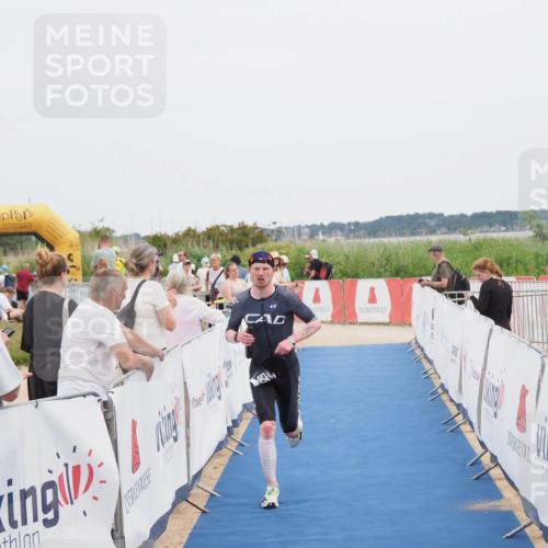 22.06.2025 - Viking Triathlon MichiJ http://msf.ph/oto/8077322 22.06.2025 14:35:15 Ziel 526 meine-sportfotos.de