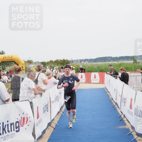22.06.2025 - Viking Triathlon MichiJ http://msf.ph/oto/8077332 22.06.2025 14:35:16 Ziel 526 meine-sportfotos.de