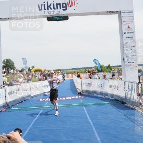 22.06.2025 - Viking Triathlon MichiJ http://msf.ph/oto/8077345 22.06.2025 14:04:18 Ziel 1, 414 meine-sportfotos.de