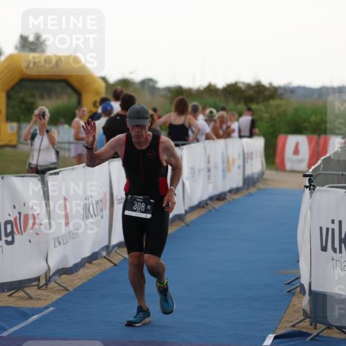 22.06.2025 - Viking Triathlon Yannick Fuchs http://msf.ph/oto/8077361 22.06.2025 16:27:30 Ziel 308, 363 meine-sportfotos.de