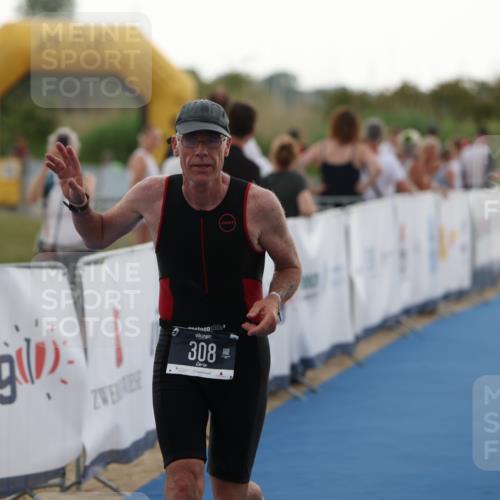 22.06.2025 - Viking Triathlon Yannick Fuchs http://msf.ph/oto/8077368 22.06.2025 16:27:30 Ziel 308, 363 meine-sportfotos.de