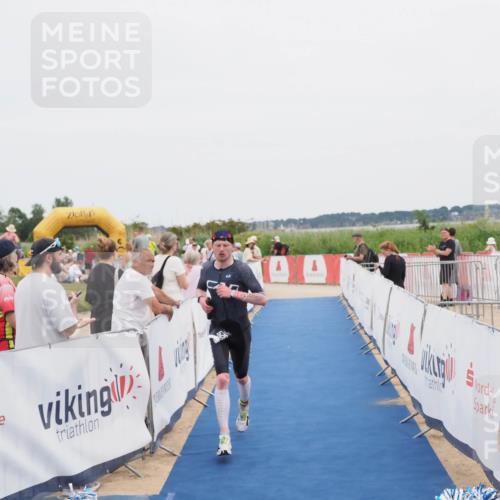 22.06.2025 - Viking Triathlon MichiJ http://msf.ph/oto/8077370 22.06.2025 14:35:16 Ziel 526 meine-sportfotos.de