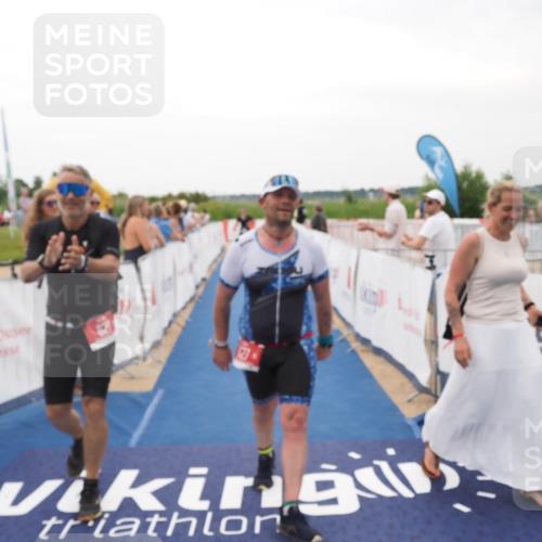 22.06.2025 - Viking Triathlon MichiJ http://msf.ph/oto/8077371 22.06.2025 15:54:48 Ziel 530, 627 meine-sportfotos.de