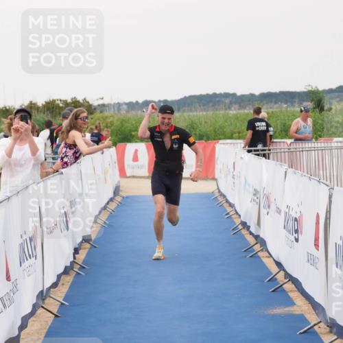 22.06.2025 - Viking Triathlon MichiJ http://msf.ph/oto/8077376 22.06.2025 16:02:45 Ziel 102 meine-sportfotos.de