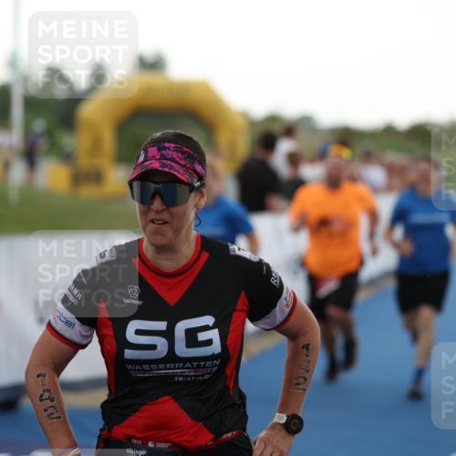 22.06.2025 - Viking Triathlon Yannick Fuchs http://msf.ph/oto/8077406 22.06.2025 16:27:52 Ziel 142, 633 meine-sportfotos.de