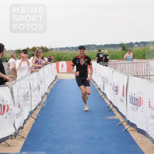 22.06.2025 - Viking Triathlon MichiJ http://msf.ph/oto/8077432 22.06.2025 16:02:45 Ziel 102 meine-sportfotos.de