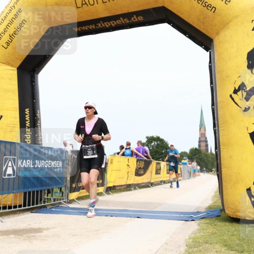 22.06.2025 - Viking Triathlon H.Heesch http://msf.ph/oto/8077448 22.06.2025 15:13:35 Laufen 241, 291 meine-sportfotos.de