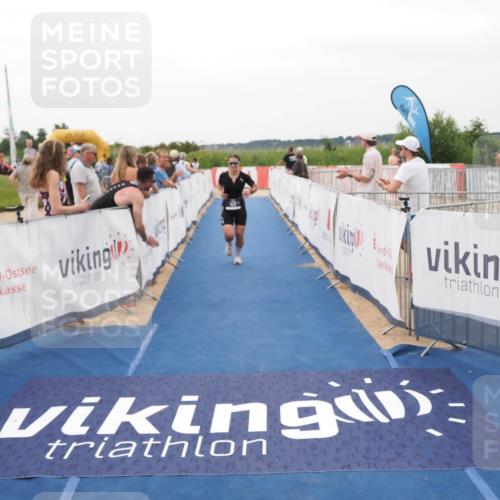 22.06.2025 - Viking Triathlon MichiJ http://msf.ph/oto/8077477 22.06.2025 15:54:52 Ziel 530, 627 meine-sportfotos.de