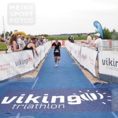22.06.2025 - Viking Triathlon MichiJ http://msf.ph/oto/8077503 22.06.2025 15:54:52 Ziel 530, 627 meine-sportfotos.de