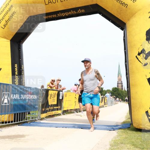 22.06.2025 - Viking Triathlon H.Heesch http://msf.ph/oto/8077519 22.06.2025 15:15:12 Laufen 374, 638 meine-sportfotos.de