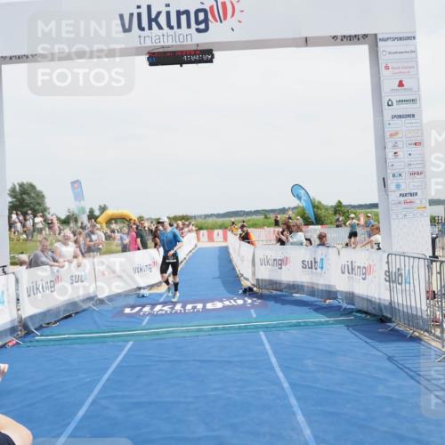 22.06.2025 - Viking Triathlon MichiJ http://msf.ph/oto/8077521 22.06.2025 14:04:21 Ziel 1, 414 meine-sportfotos.de