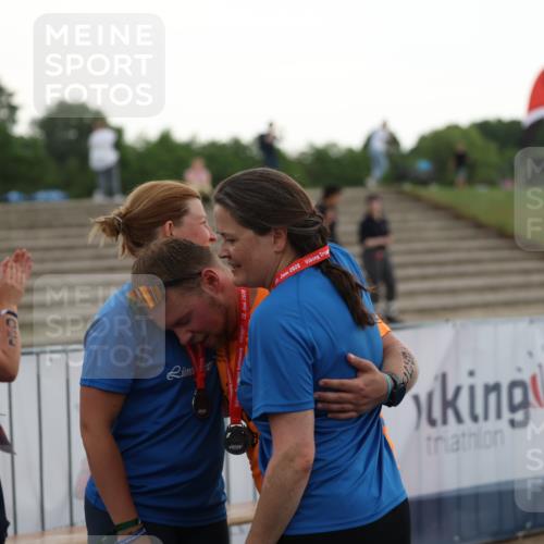 22.06.2025 - Viking Triathlon Yannick Fuchs http://msf.ph/oto/8077526 22.06.2025 16:28:08 Ziel 31, 285, 601 meine-sportfotos.de
