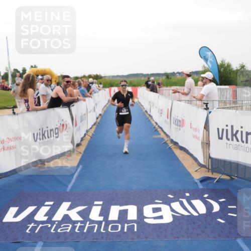22.06.2025 - Viking Triathlon MichiJ http://msf.ph/oto/8077527 22.06.2025 15:54:53 Ziel 530 meine-sportfotos.de