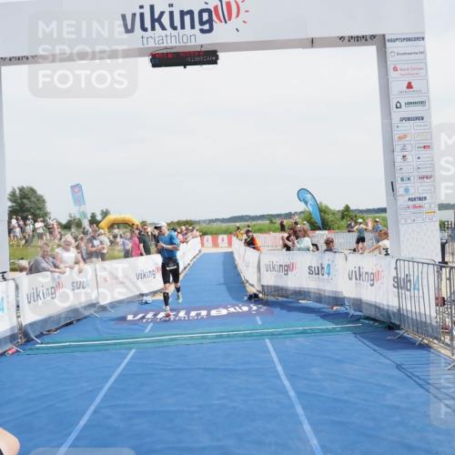 22.06.2025 - Viking Triathlon MichiJ http://msf.ph/oto/8077532 22.06.2025 14:04:21 Ziel 1, 414 meine-sportfotos.de
