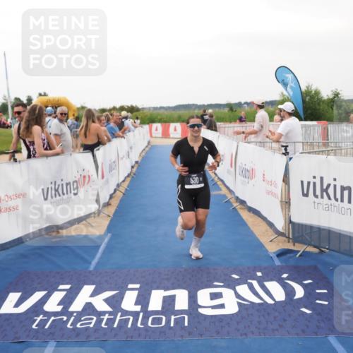 22.06.2025 - Viking Triathlon MichiJ http://msf.ph/oto/8077602 22.06.2025 15:54:53 Ziel 530 meine-sportfotos.de