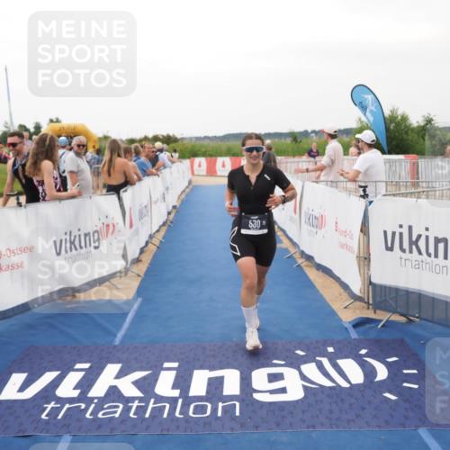 22.06.2025 - Viking Triathlon MichiJ http://msf.ph/oto/8077608 22.06.2025 15:54:54 Ziel 530 meine-sportfotos.de