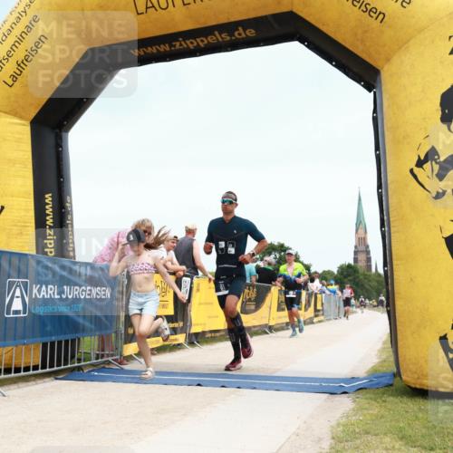 22.06.2025 - Viking Triathlon H.Heesch http://msf.ph/oto/8077622 22.06.2025 14:30:22 Laufen 81, 156, 418, 636 meine-sportfotos.de