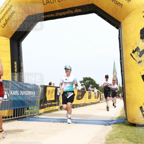 22.06.2025 - Viking Triathlon H.Heesch http://msf.ph/oto/8077644 22.06.2025 15:16:46 Laufen 256, 290, 390, 484 meine-sportfotos.de