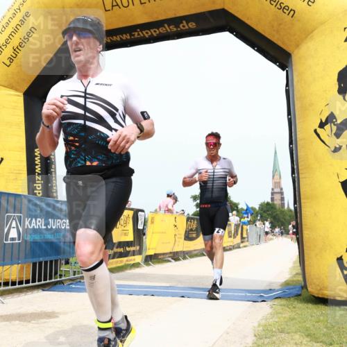 22.06.2025 - Viking Triathlon H.Heesch http://msf.ph/oto/8077655 22.06.2025 15:16:49 Laufen 55, 256, 290, 390, 484 meine-sportfotos.de