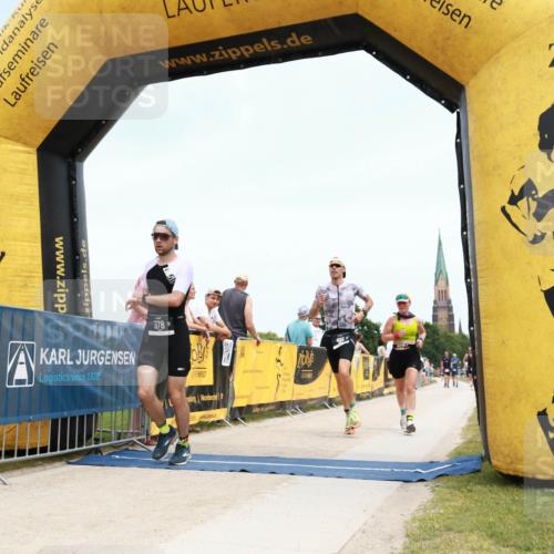 22.06.2025 - Viking Triathlon H.Heesch http://msf.ph/oto/8077656 22.06.2025 14:30:45 Laufen 18, 378, 485, 612 meine-sportfotos.de