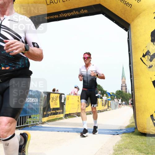 22.06.2025 - Viking Triathlon H.Heesch http://msf.ph/oto/8077660 22.06.2025 15:16:49 Laufen 55, 256, 290, 390, 484 meine-sportfotos.de
