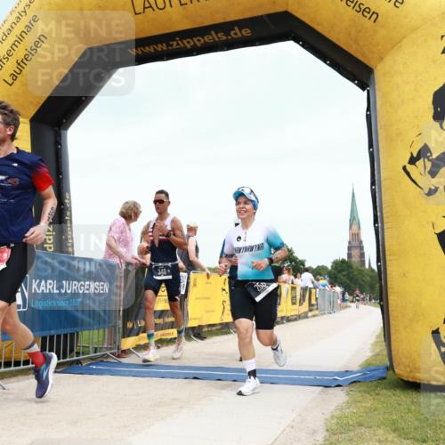 22.06.2025 - Viking Triathlon H.Heesch http://msf.ph/oto/8077689 22.06.2025 14:30:57 Laufen 226, 256, 340, 411, 621 meine-sportfotos.de