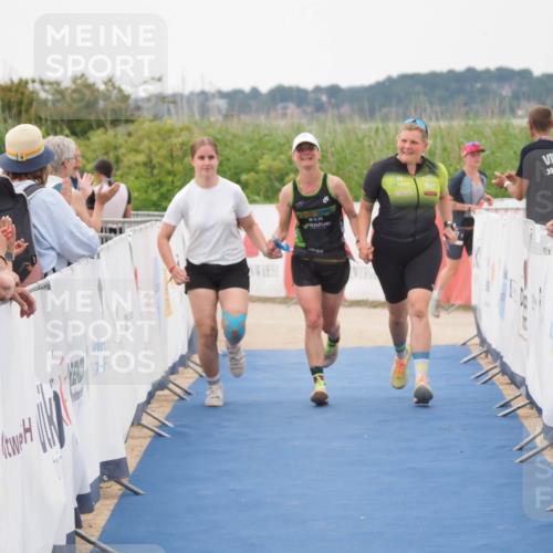 22.06.2025 - Viking Triathlon MichiJ http://msf.ph/oto/8077698 22.06.2025 15:55:05 Ziel 636 meine-sportfotos.de