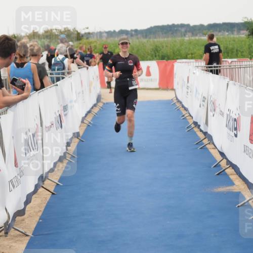 22.06.2025 - Viking Triathlon MichiJ http://msf.ph/oto/8077700 22.06.2025 16:02:55 Ziel 183 meine-sportfotos.de