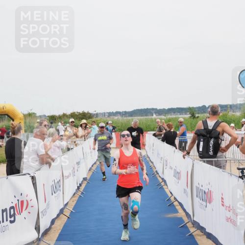 22.06.2025 - Viking Triathlon MichiJ http://msf.ph/oto/8077707 22.06.2025 14:36:01 Ziel 620 meine-sportfotos.de