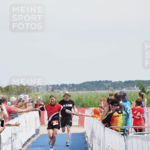 22.06.2025 - Viking Triathlon MichiJ http://msf.ph/oto/8077715 22.06.2025 14:09:43 Ziel 641 meine-sportfotos.de