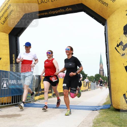 22.06.2025 - Viking Triathlon H.Heesch http://msf.ph/oto/8077719 22.06.2025 15:17:54 Laufen 616 meine-sportfotos.de