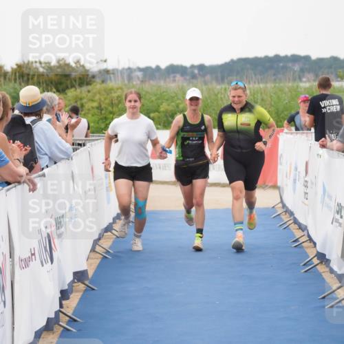 22.06.2025 - Viking Triathlon MichiJ http://msf.ph/oto/8077728 22.06.2025 15:55:05 Ziel 636 meine-sportfotos.de