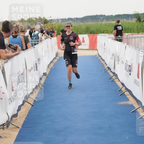 22.06.2025 - Viking Triathlon MichiJ http://msf.ph/oto/8077734 22.06.2025 16:02:55 Ziel 183 meine-sportfotos.de