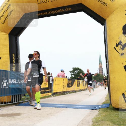 22.06.2025 - Viking Triathlon H.Heesch http://msf.ph/oto/8077737 22.06.2025 15:17:58 Laufen 300, 515, 616 meine-sportfotos.de