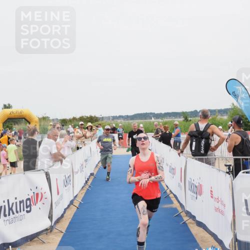 22.06.2025 - Viking Triathlon MichiJ http://msf.ph/oto/8077739 22.06.2025 14:36:01 Ziel 620 meine-sportfotos.de