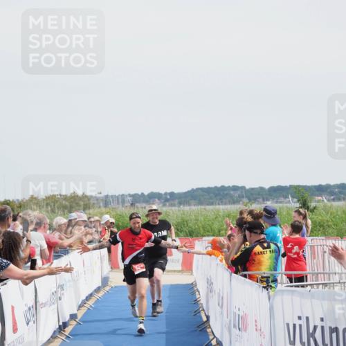 22.06.2025 - Viking Triathlon MichiJ http://msf.ph/oto/8077762 22.06.2025 14:09:43 Ziel 641 meine-sportfotos.de