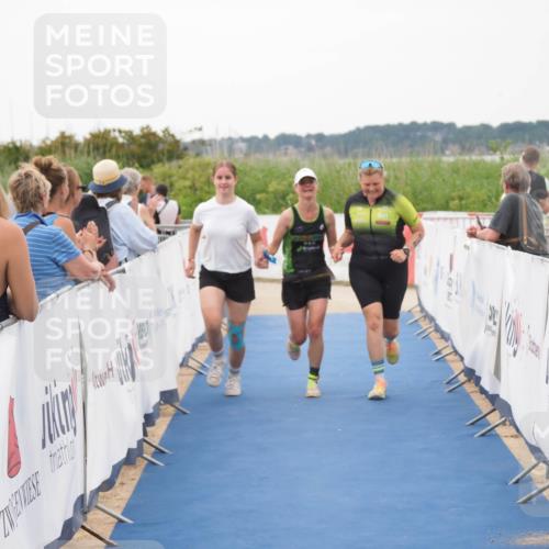 22.06.2025 - Viking Triathlon MichiJ http://msf.ph/oto/8077806 22.06.2025 15:55:06 Ziel 636 meine-sportfotos.de