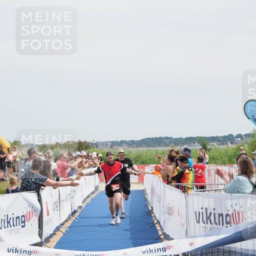 22.06.2025 - Viking Triathlon MichiJ http://msf.ph/oto/8077812 22.06.2025 14:09:44 Ziel 641 meine-sportfotos.de