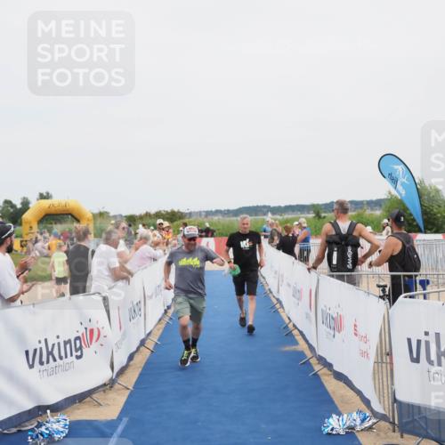 22.06.2025 - Viking Triathlon MichiJ http://msf.ph/oto/8077839 22.06.2025 14:36:03 Ziel 620 meine-sportfotos.de
