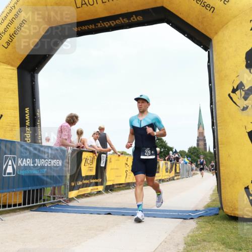22.06.2025 - Viking Triathlon H.Heesch http://msf.ph/oto/8077850 22.06.2025 14:33:26 Laufen 228 meine-sportfotos.de