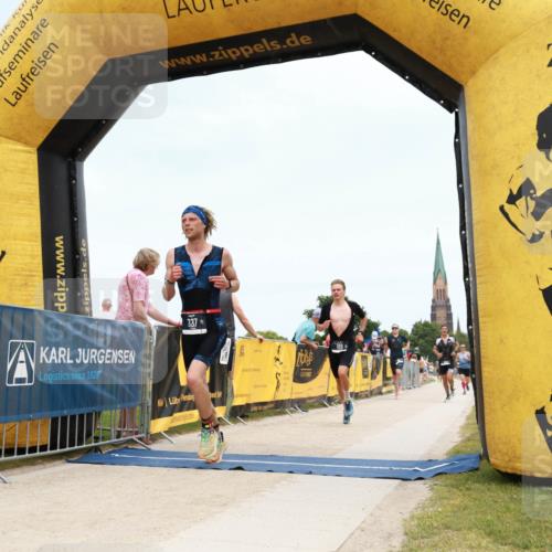 22.06.2025 - Viking Triathlon H.Heesch http://msf.ph/oto/8077859 22.06.2025 14:33:33 Laufen 152, 189, 337 meine-sportfotos.de