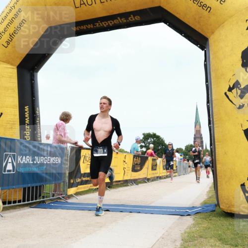 22.06.2025 - Viking Triathlon H.Heesch http://msf.ph/oto/8077866 22.06.2025 14:33:33 Laufen 152, 189, 337 meine-sportfotos.de