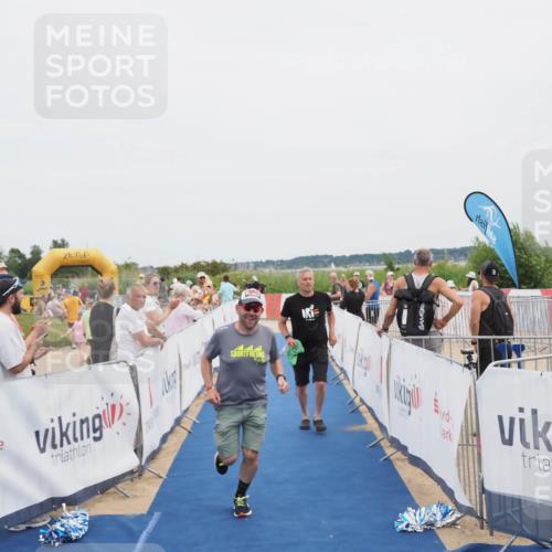 22.06.2025 - Viking Triathlon MichiJ http://msf.ph/oto/8077893 22.06.2025 14:36:04 Ziel 620 meine-sportfotos.de