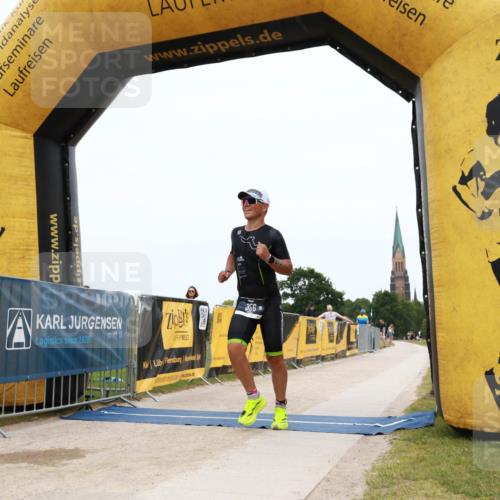 22.06.2025 - Viking Triathlon H.Heesch http://msf.ph/oto/8077910 22.06.2025 15:20:49 Laufen 356 meine-sportfotos.de
