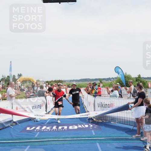 22.06.2025 - Viking Triathlon MichiJ http://msf.ph/oto/8077945 22.06.2025 14:09:45 Ziel 641 meine-sportfotos.de